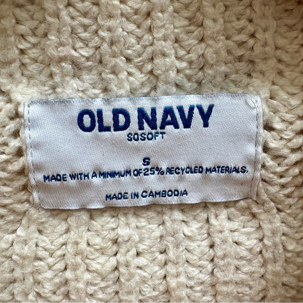 Old Navy Cream Mock Neck Long Sleeve Sweater - Picture 3 of 3